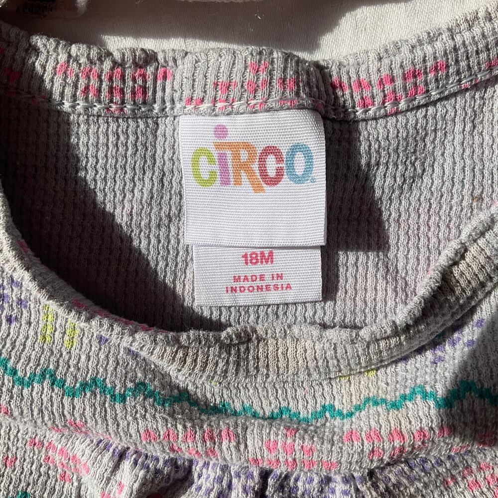 Circo Bundle of Clothes Baby Girl 18M Pink Gray T-shirts Full-zip Jacket Pj Set - Picture 8 of 12